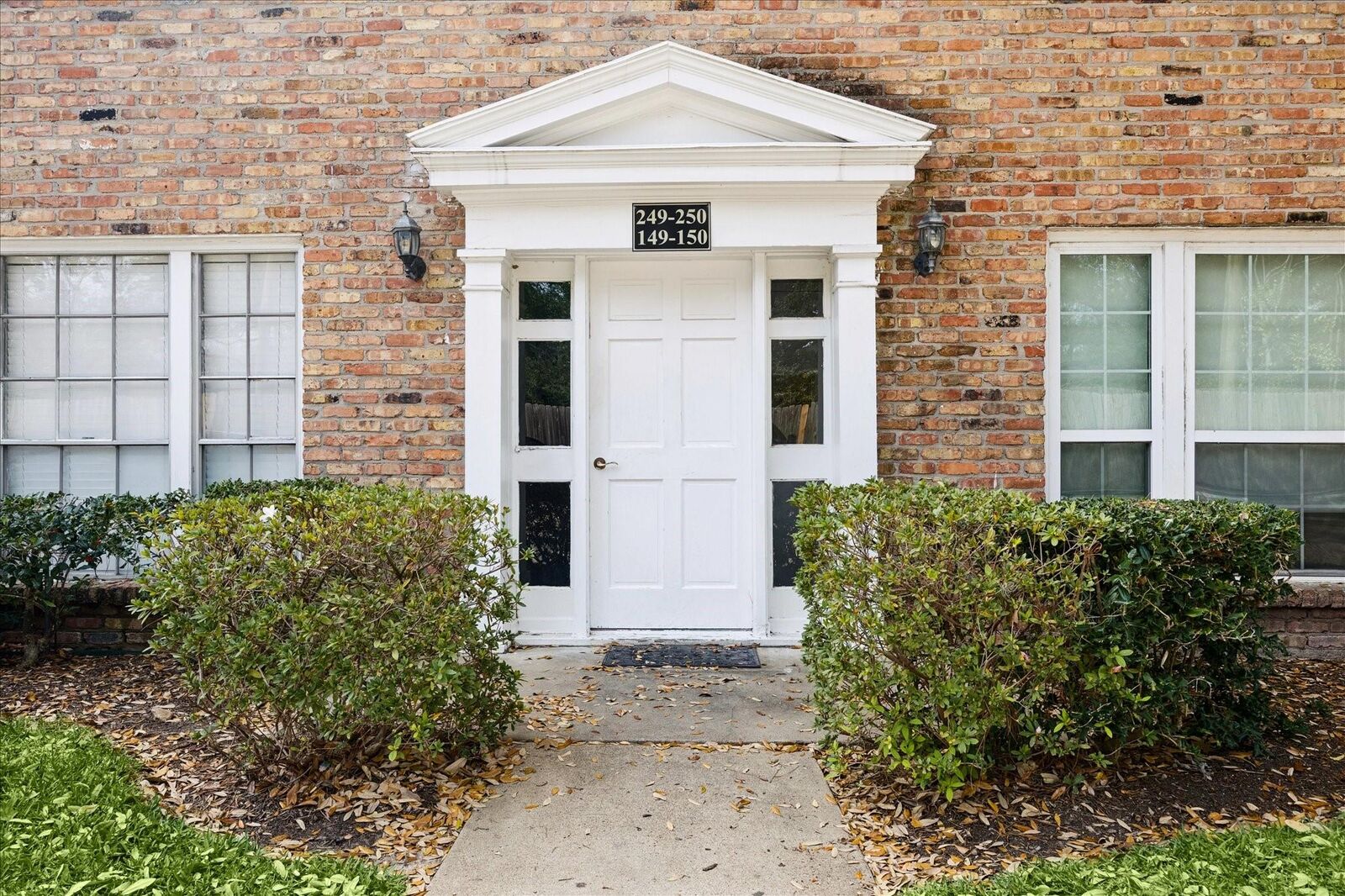 Property Photo: 4040 San Felipe Street 149 TX 77027