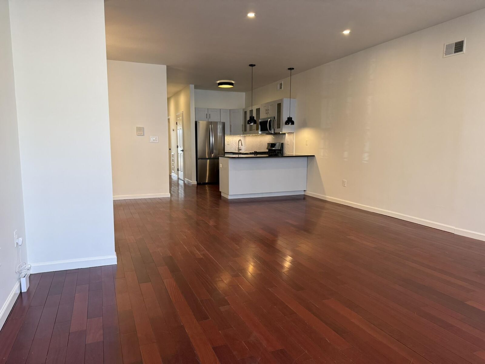 Property Photo:  49 Belmont Ave 1  NJ 07304-3004 