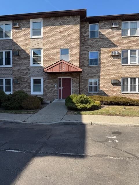 Property Photo:  74 Riverview Ct  NJ 07094 