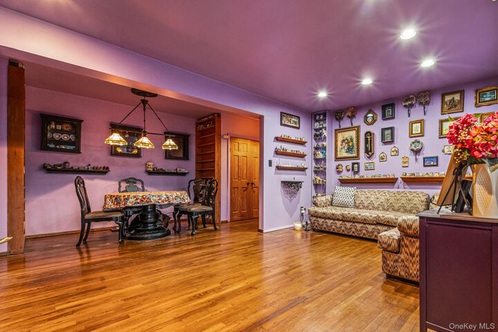 Property Photo:  141-10 28 Ave 6B  NY 11354 