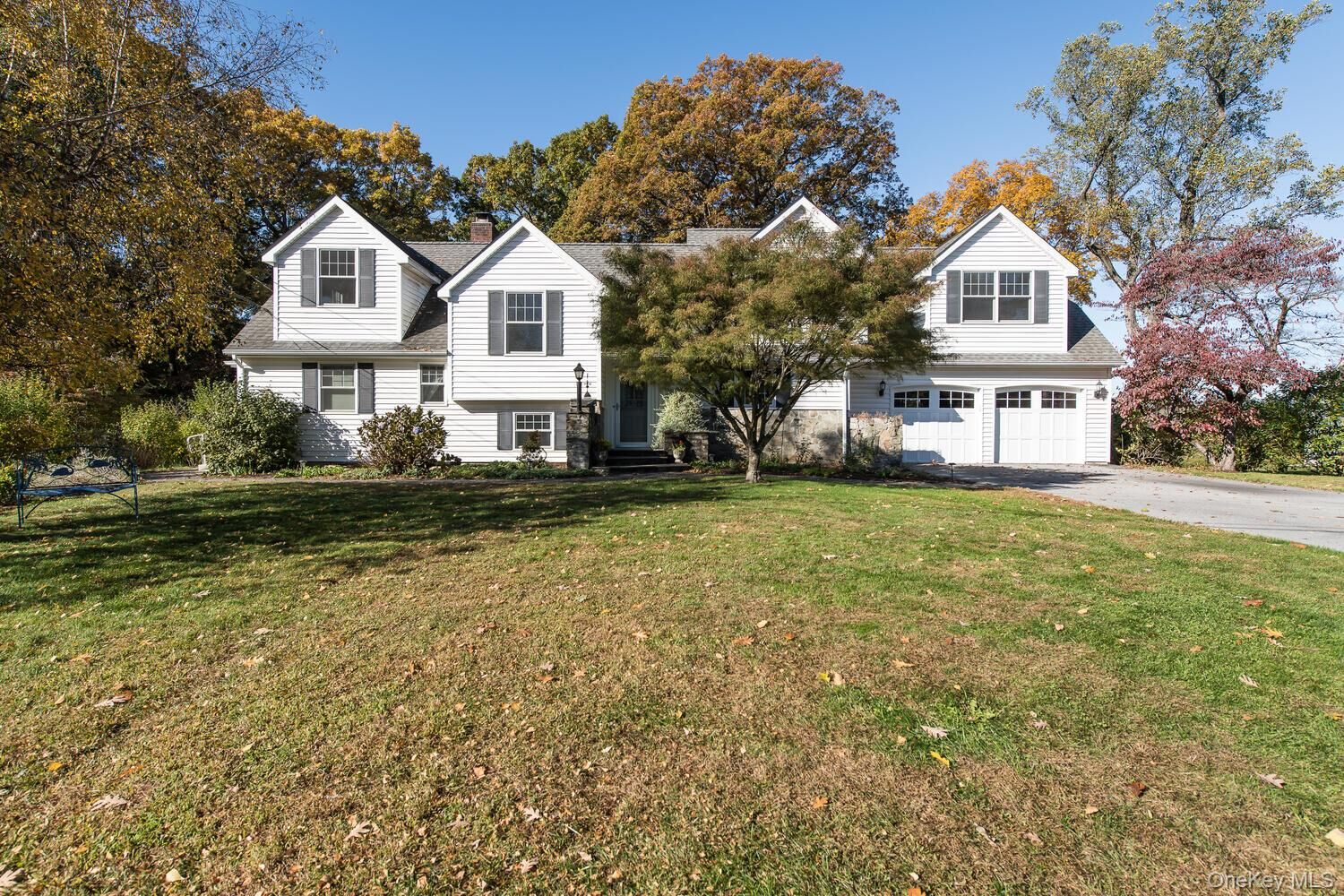 Property Photo:  5 Point Place  NY 12538 