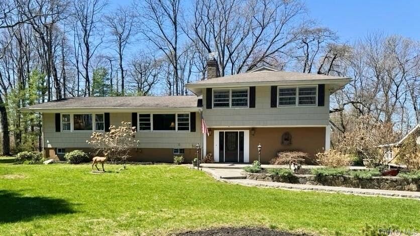 Property Photo:  55 Hoags Cross Road  NY 10562 