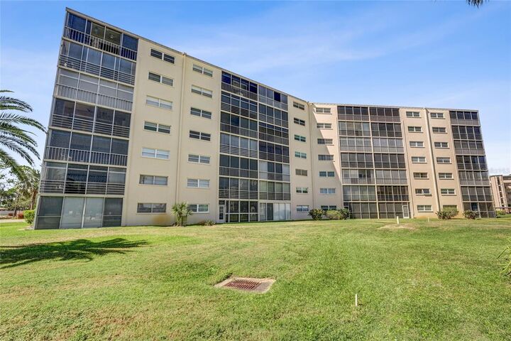 Property Photo:  4040 Ironwood Circle 406F  FL 34209 