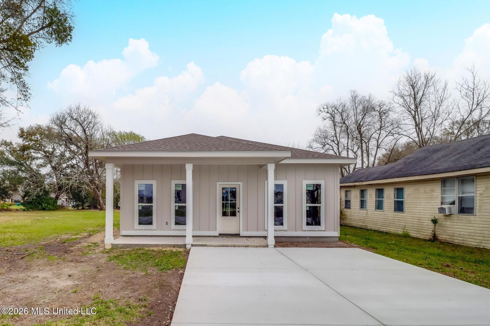 Property Photo:  2324 34th Avenue  MS 39501 