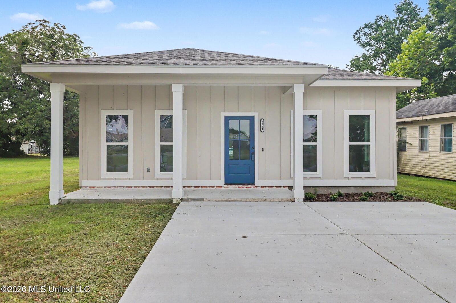 Property Photo:  2324 34th Avenue  MS 39501 