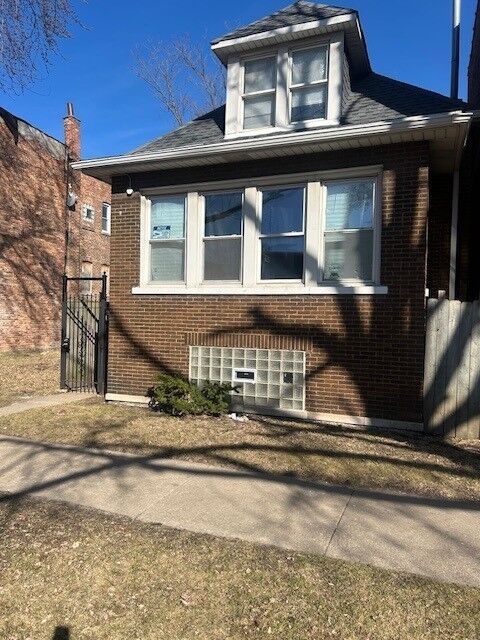 Property Photo:  6953 S Indiana Avenue  IL 60637 