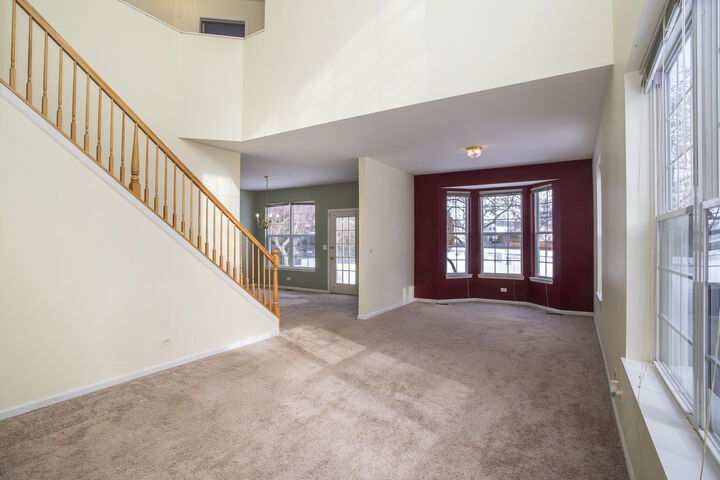 Property Photo:  860 Amelia Court  IL 60030 