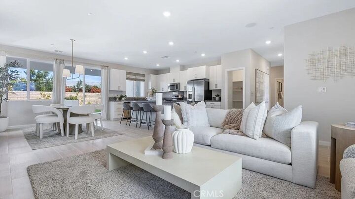 Property Photo:  65271 Avenida De Paz  CA 92240 