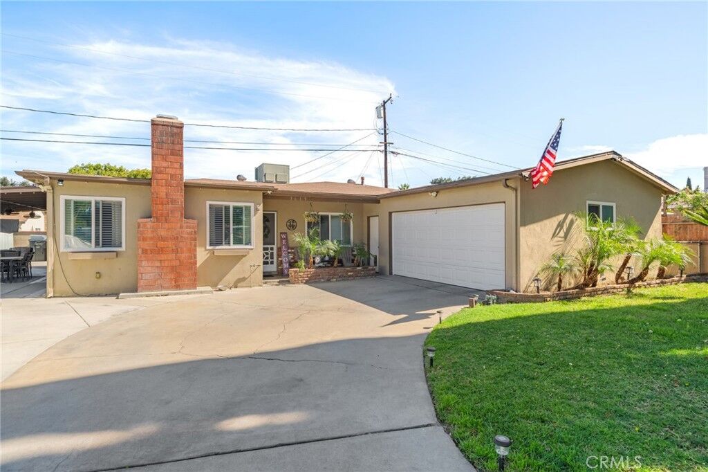 Property Photo:  3619 Hoytt Street  CA 92504 