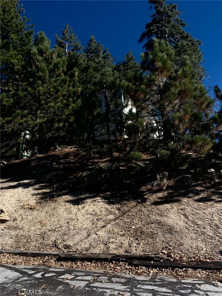 Property Photo:  32490 Scandia Drive  CA 92382 