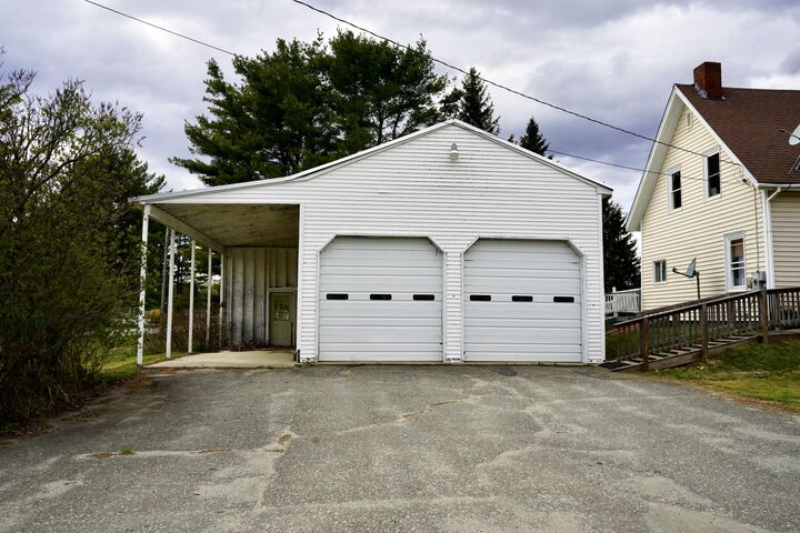 Property Photo:  69 Smithfield Road  ME 04957 