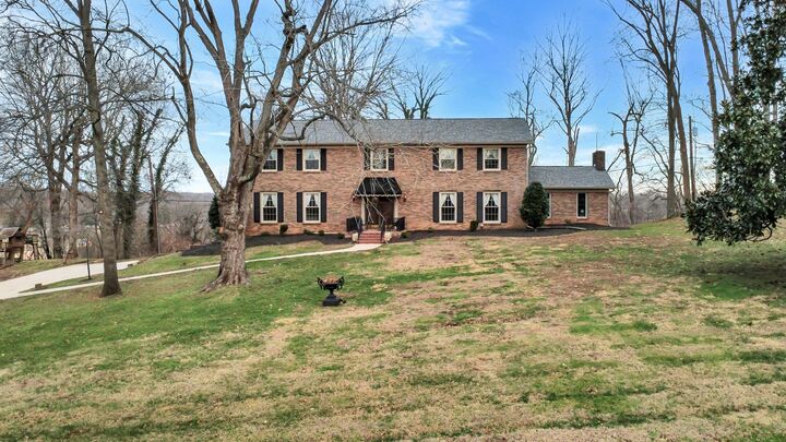 Property Photo:  351 Fairway Dr  TN 37043 
