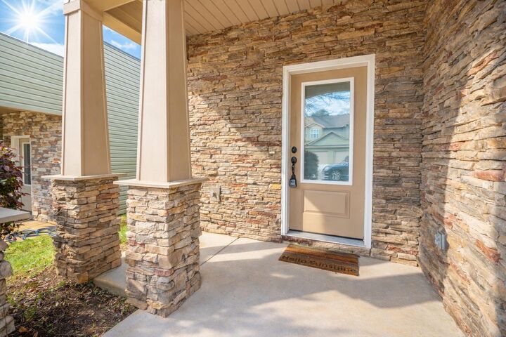 Property Photo:  1733 Sound Haven Court  FL 32566 