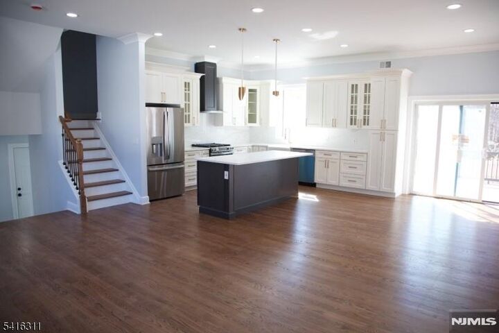 Property Photo:  3 Cambridge Road  NJ 07936 