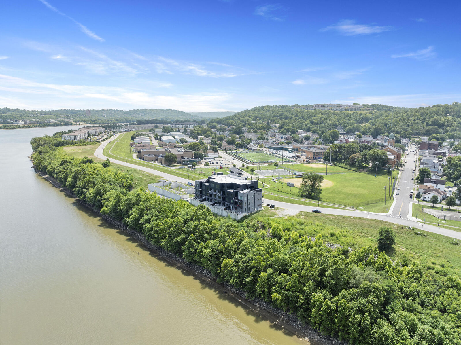 Property Photo:  745 Manhattan Boulevard  KY 41074 