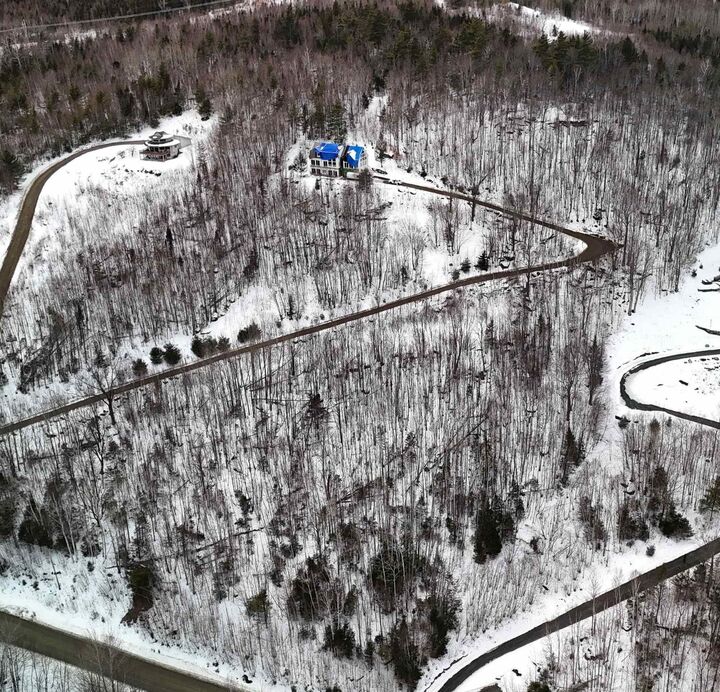 Property Photo:  150 North Peak Drive  NH 03580 