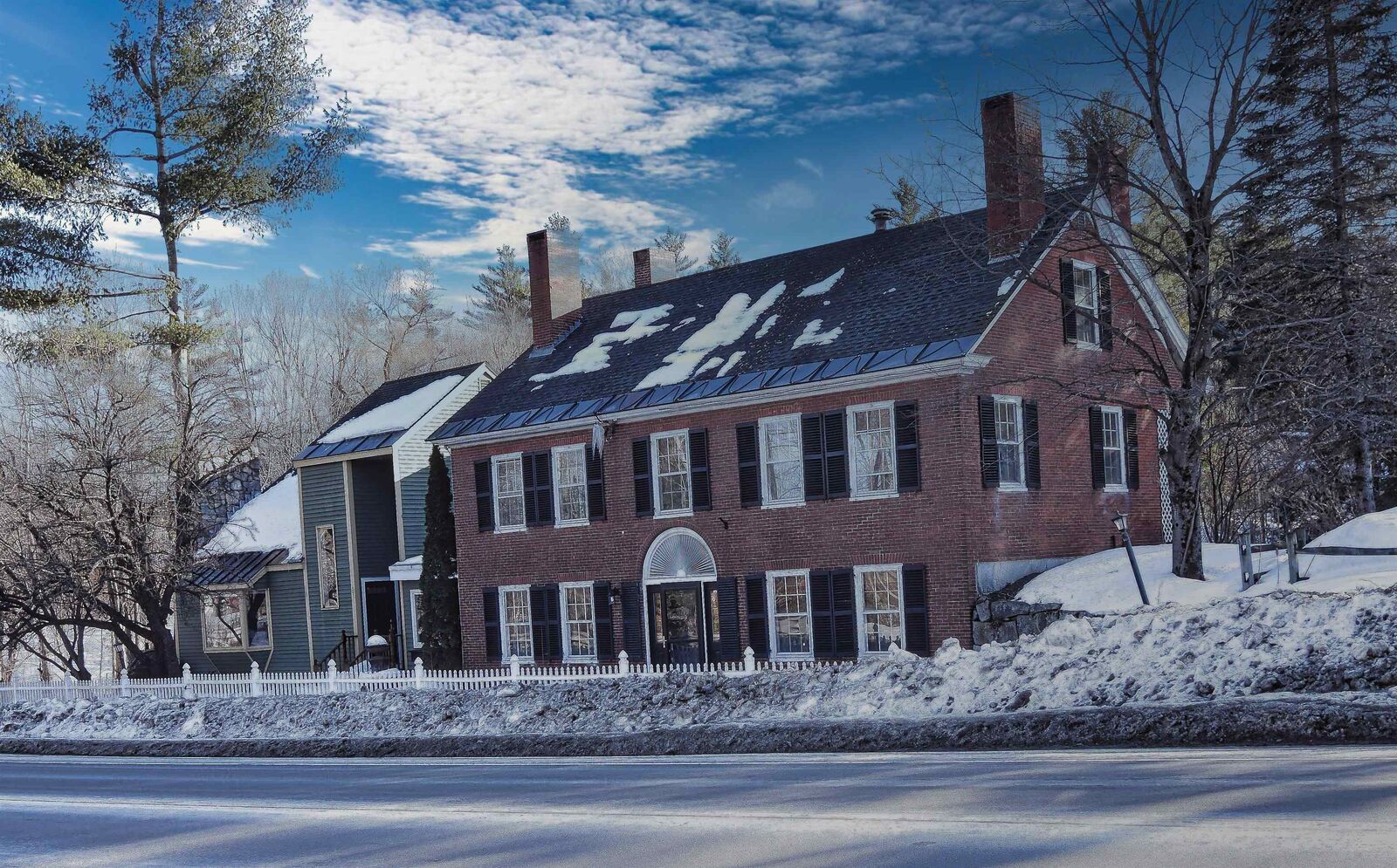 Property Photo:  27 Nh Route 25  NH 03264 