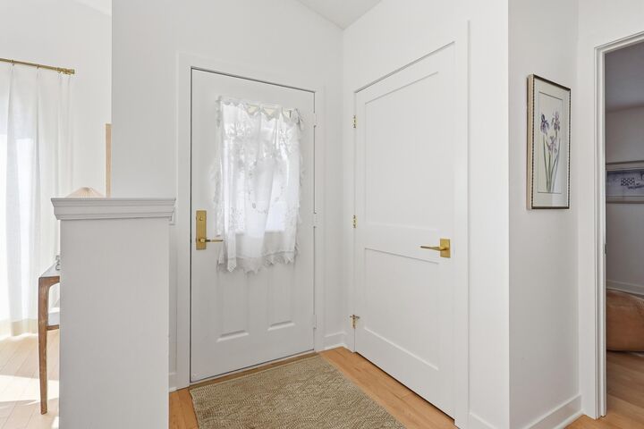 Property Photo:  1595 Summit Shores Circle  MN 55306 