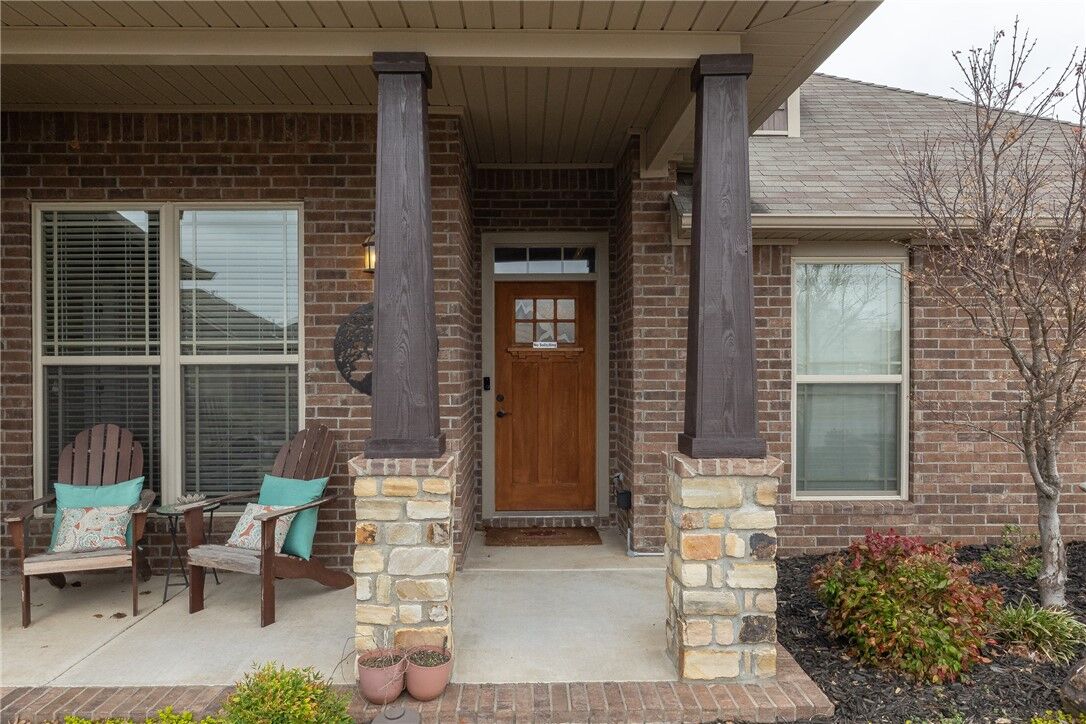 Property Photo:  951 Piper Street  AR 72718 