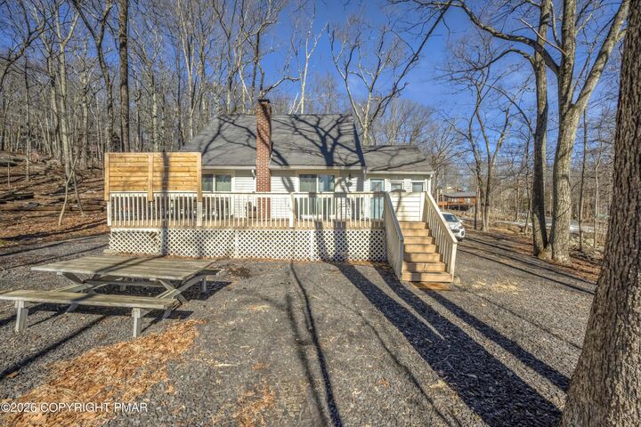 Property Photo: 187 Bellingham Drive PA 18324