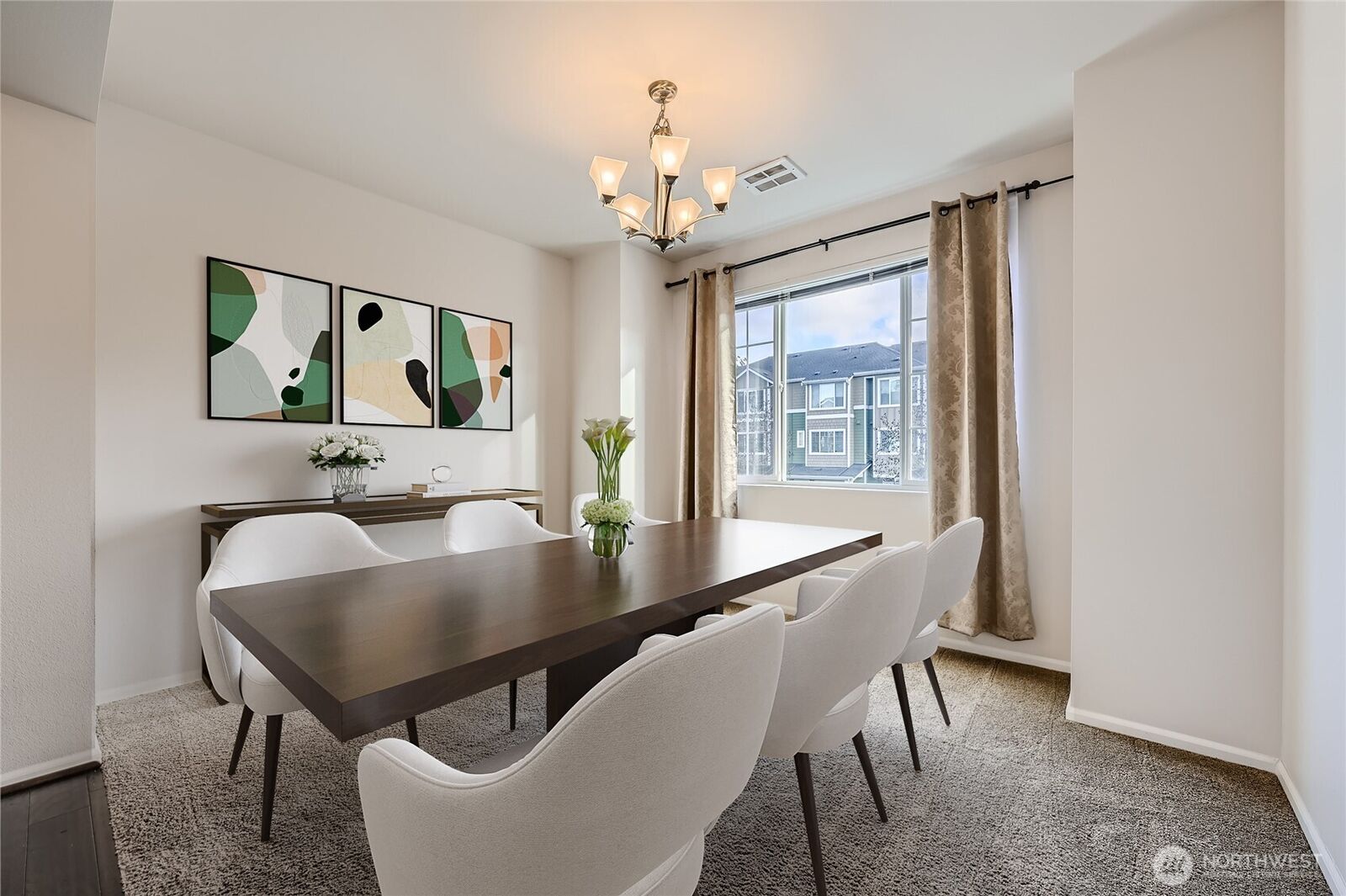 Property Photo:  3325  30th Dr  WA 98201 