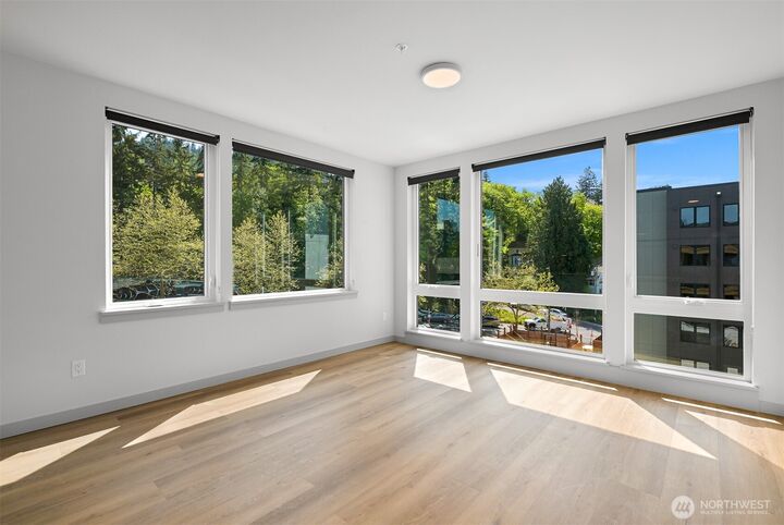 Property Photo:  820 N State Street 521  WA 98225 