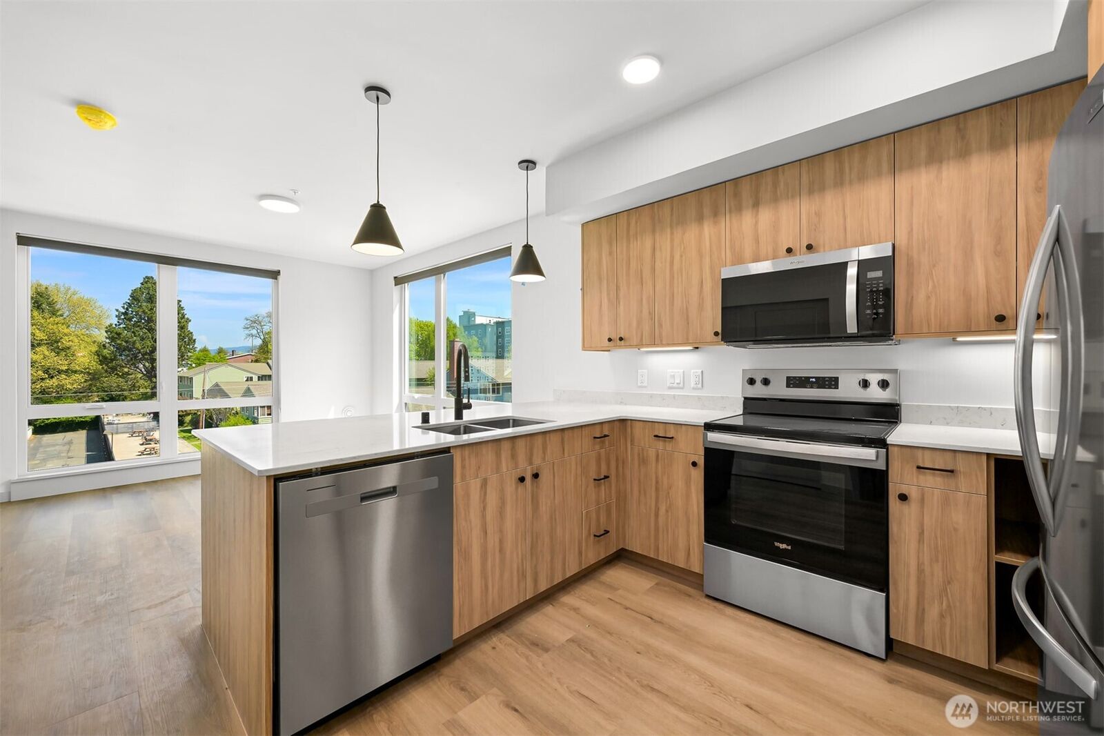 Property Photo:  820 N State Street 520  WA 98225 