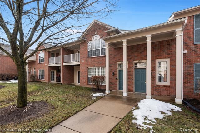 Property Photo:  21105 Chesapeake Circle 243  MI 48390 