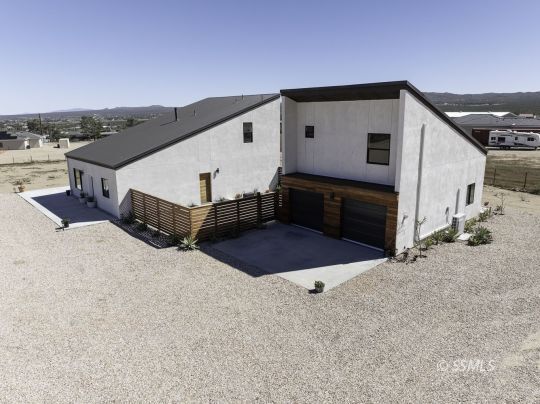 Property Photo:  1766 S Garth St  CA 93555 