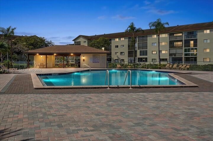 Property Photo:  1600 SW 127th Way 102C  FL 33027 