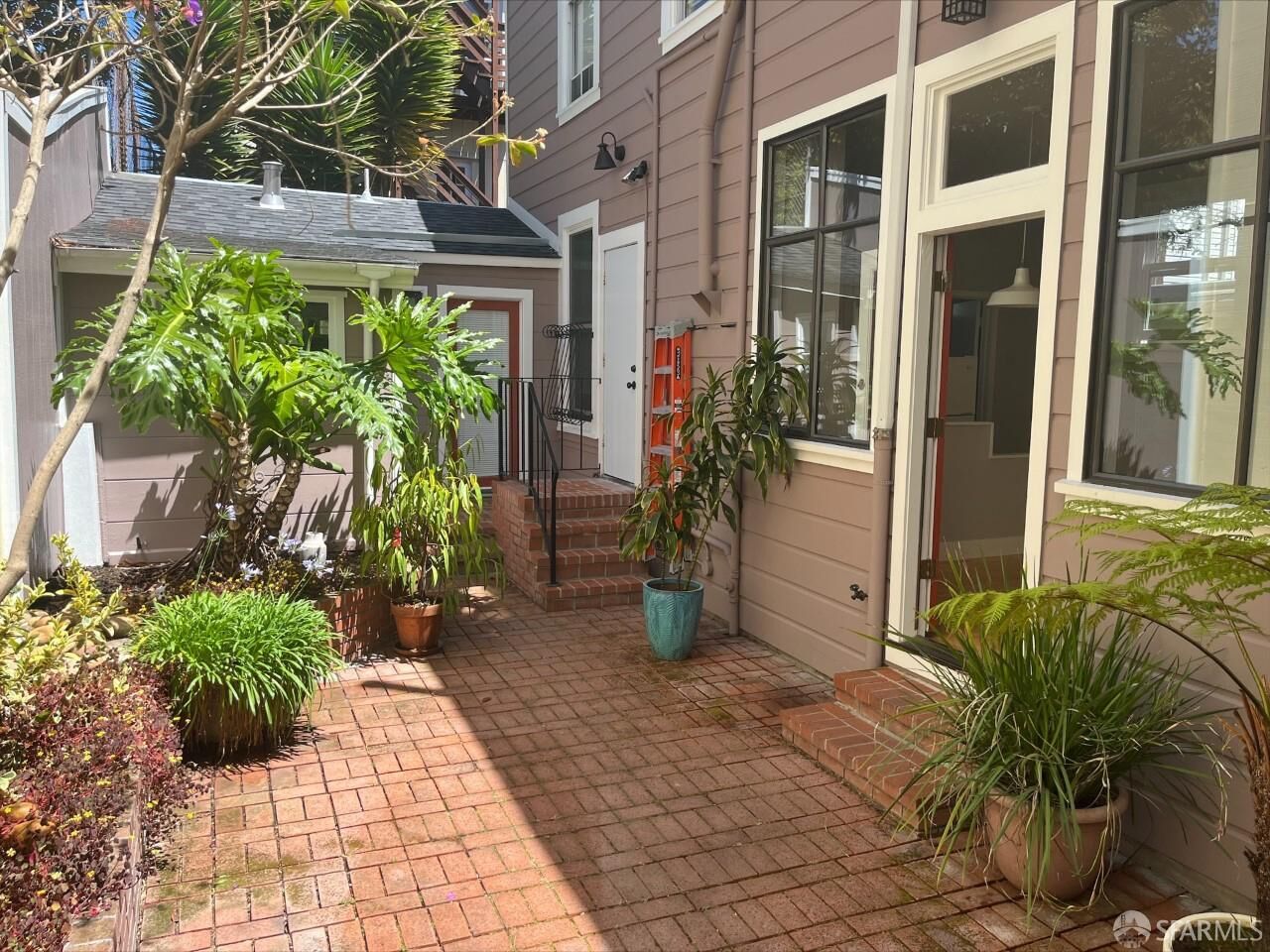 Property Photo:  236 Clinton Park Drive  CA 94103 