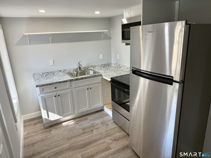 Property Photo: 78 McKinley Avenue 3 CT 06360