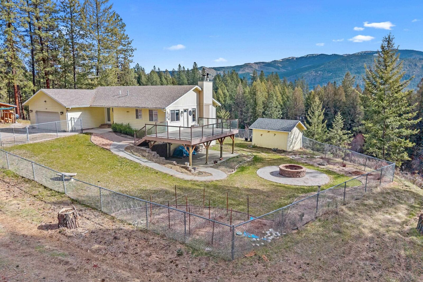 Property Photo:  579 Inchelium Rd  WA 99141-999 