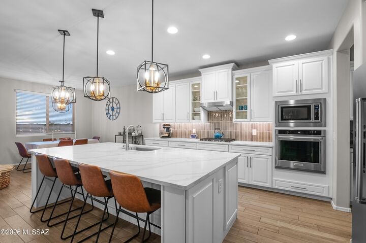 Property Photo:  10435 N Decker Drive  AZ 85742 