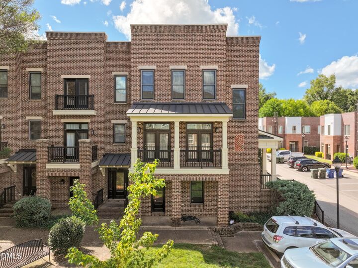 Property Photo: 530 John Haywood Way 104 NC 27604