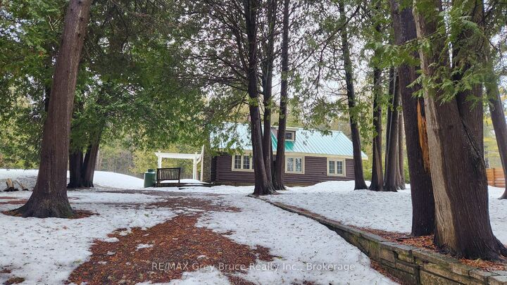 Property Photo: 18 Stokes River Road ON N0H 2M0