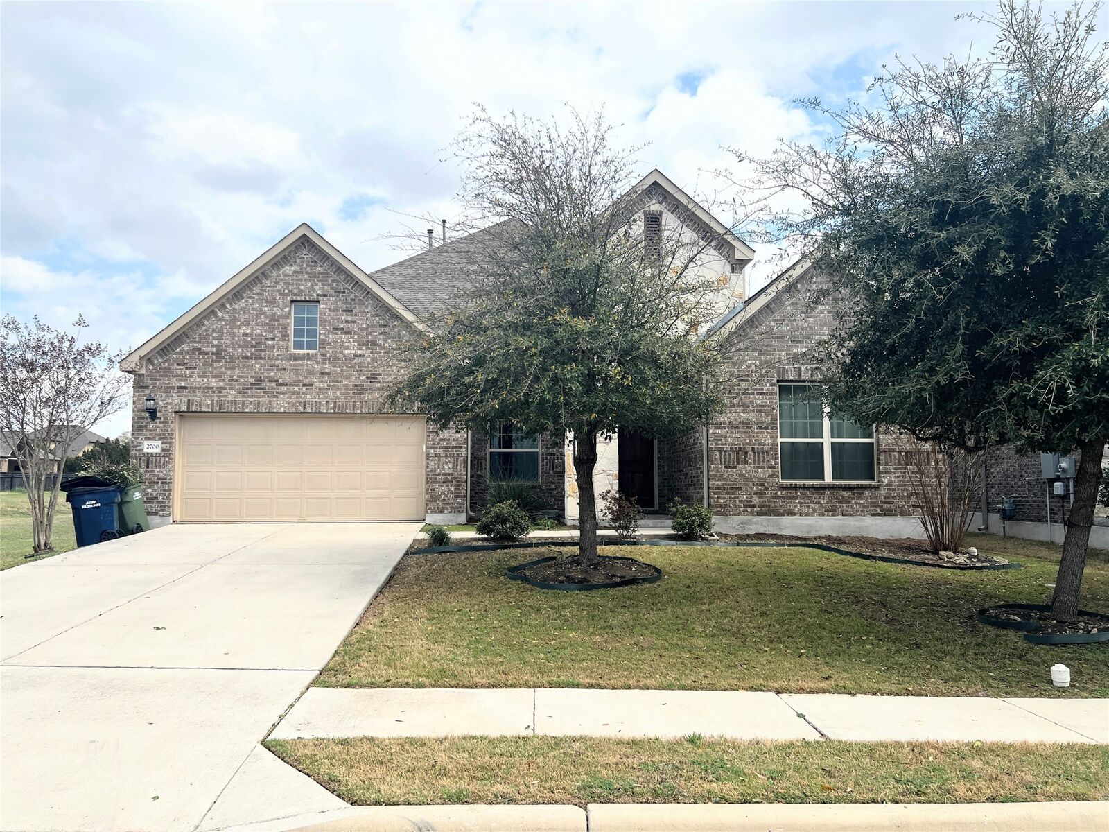 Property Photo:  2700 Hudson Lane  TX 78641 