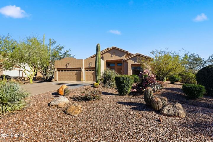 Property Photo:  6017 E Dale Lane  AZ 85331 