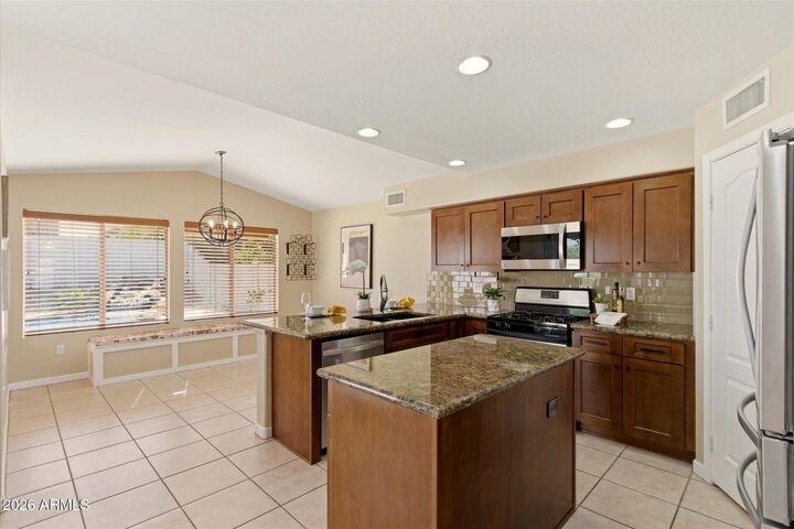 Property Photo:  1723 E Blackhawk Drive E  AZ 85024 