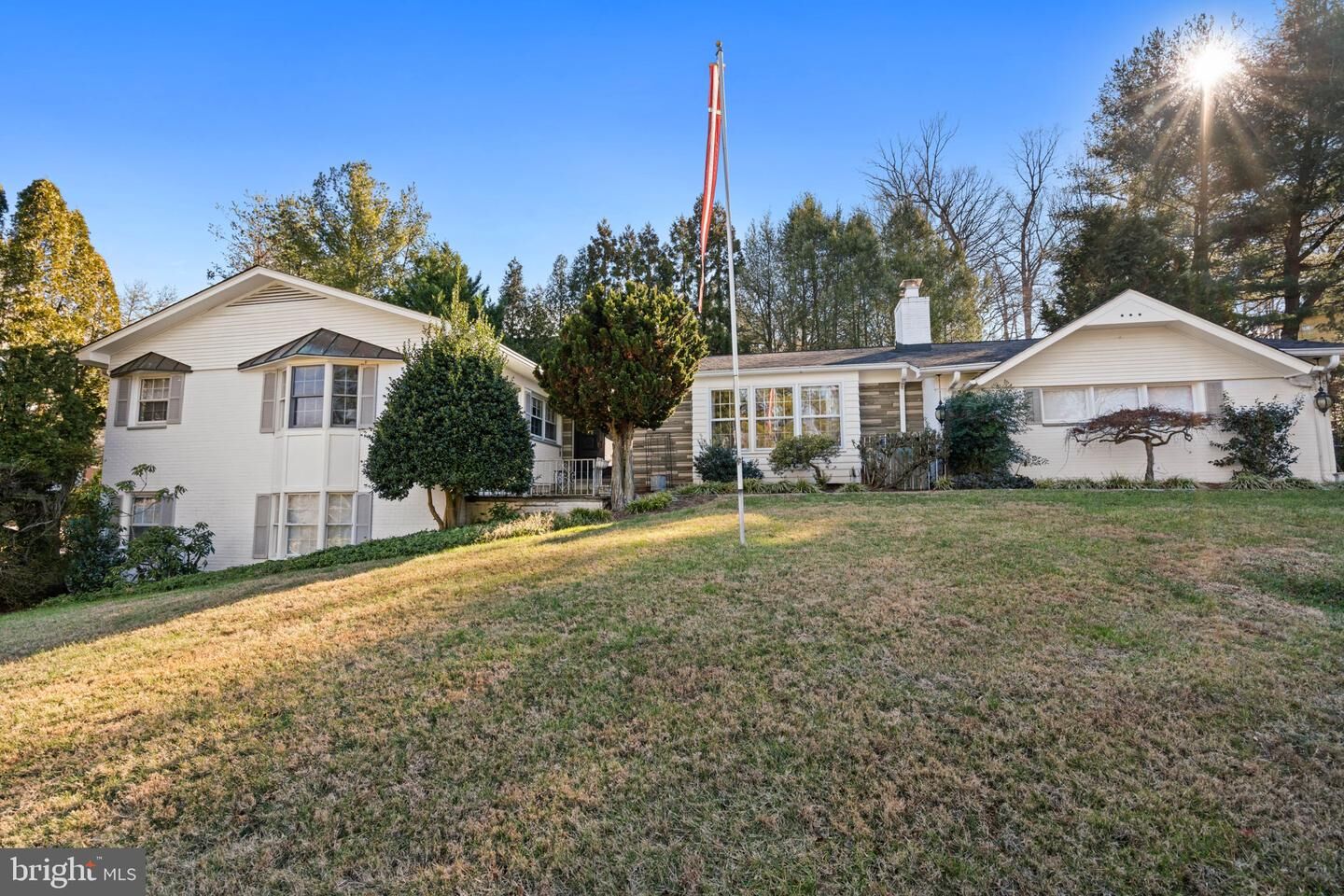 Property Photo: 7313 Helmsdale Road MD 20817