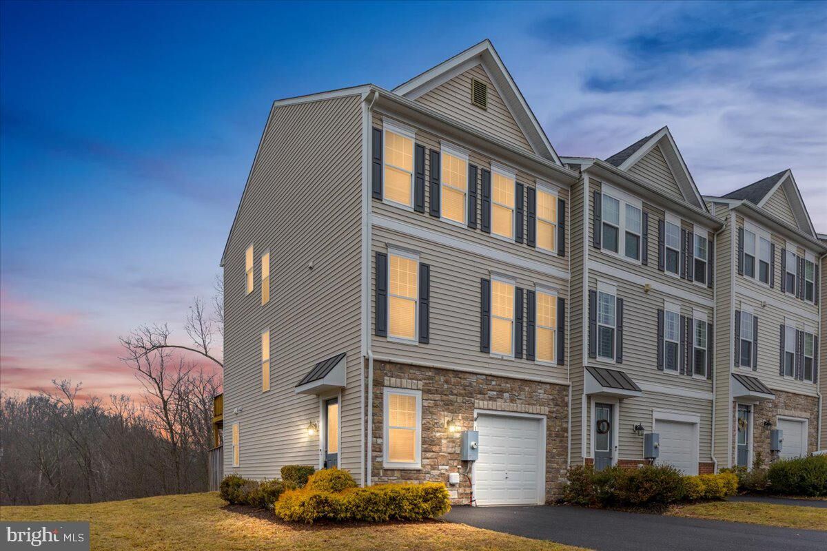 Property Photo:  142 Sequoia Drive  VA 22602 