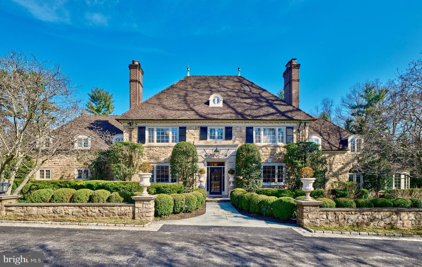 Property Photo: 1241 Ridgewood Road PA 19010