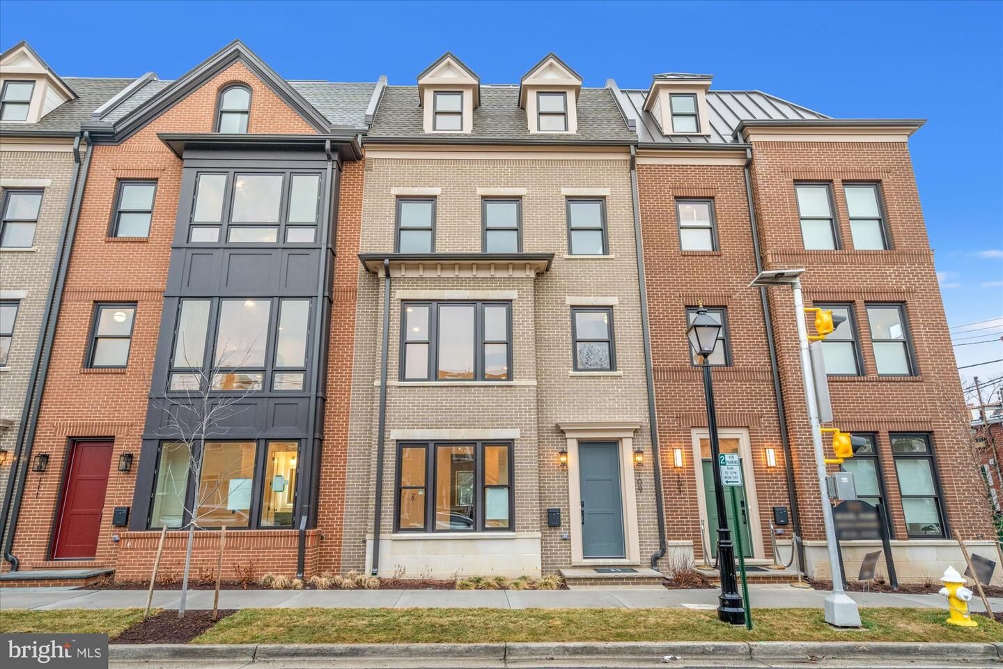 Property Photo:  1328 Cameron St  VA 22314 