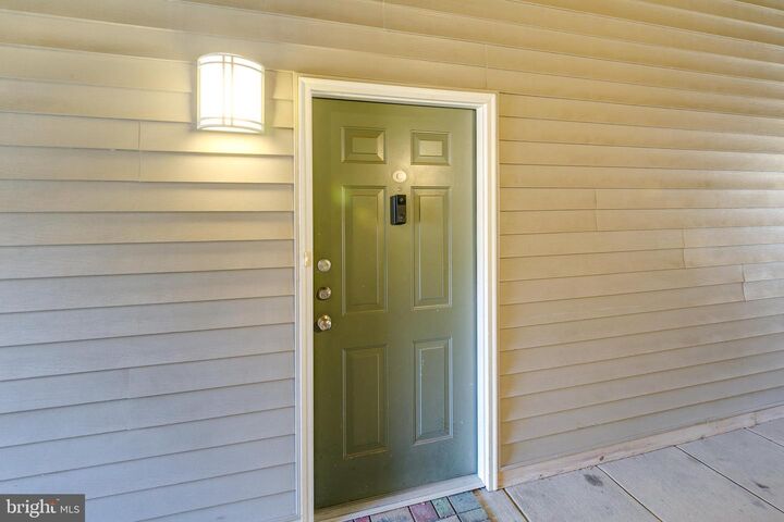 Property Photo:  5124 Brittney Elyse Circle C  VA 20120 