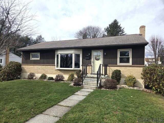 Property Photo:  211 Dowling Road  PA 15904 