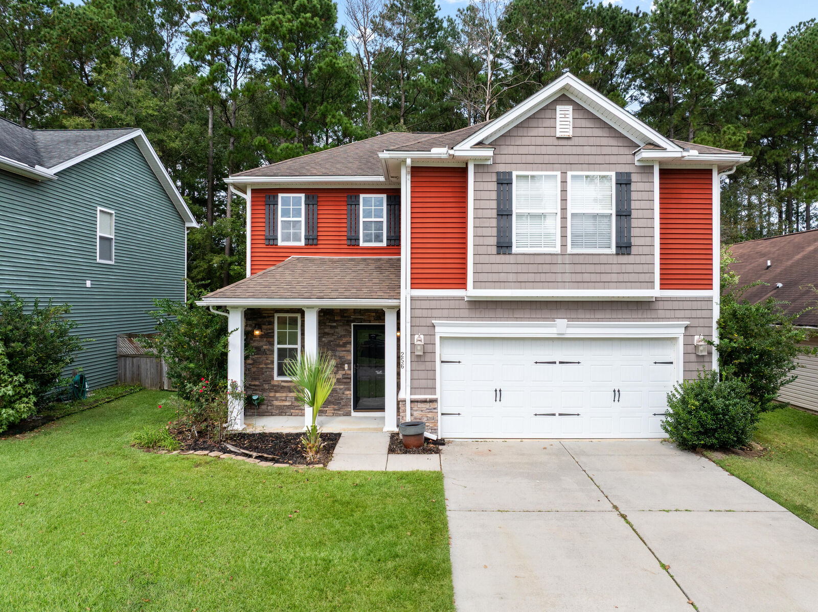 Property Photo: 256 Woodbrook Way SC 29461