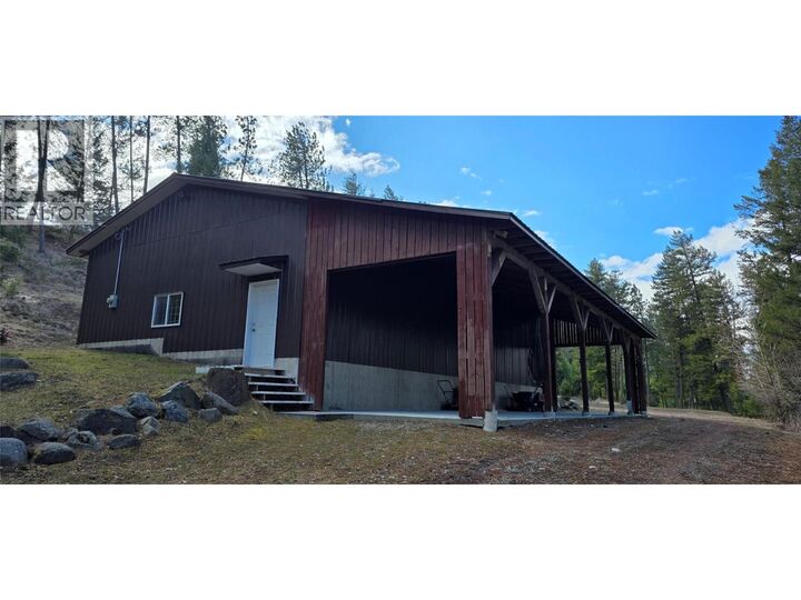 Property Photo: 3400 Highway 3 Other BC V0H 1Y0