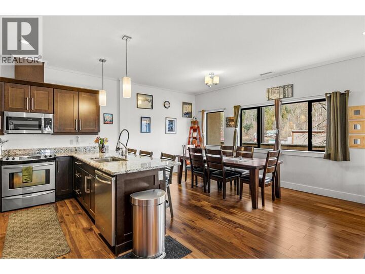 309 1 Street West 301 — photo 1