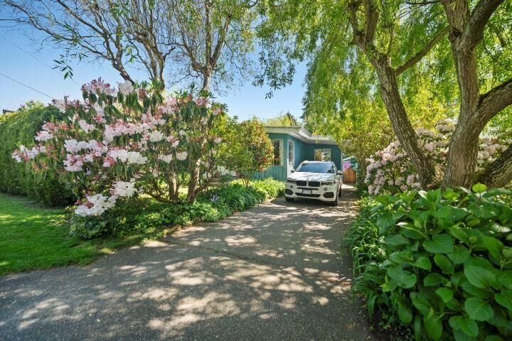 Property Photo:  1056 Stevens Street  BC V4B 4X7 
