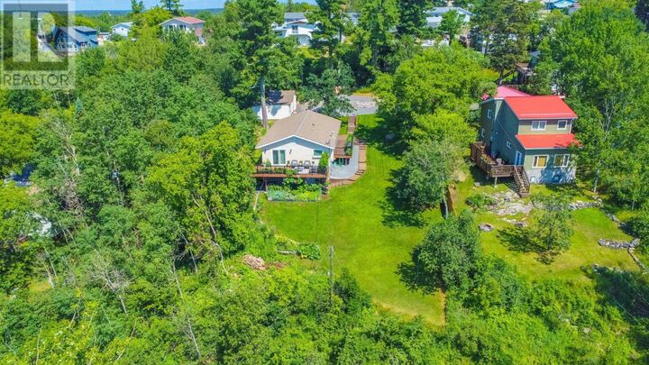 Photo de la propriété: 1414 Beach Road ON P0X 1C0